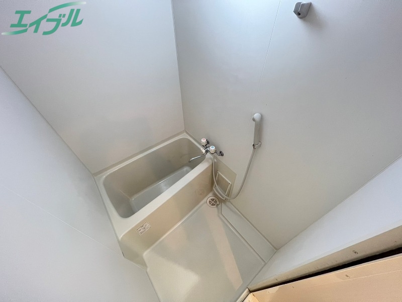 バス・シャワールーム　別部屋反転画像参考