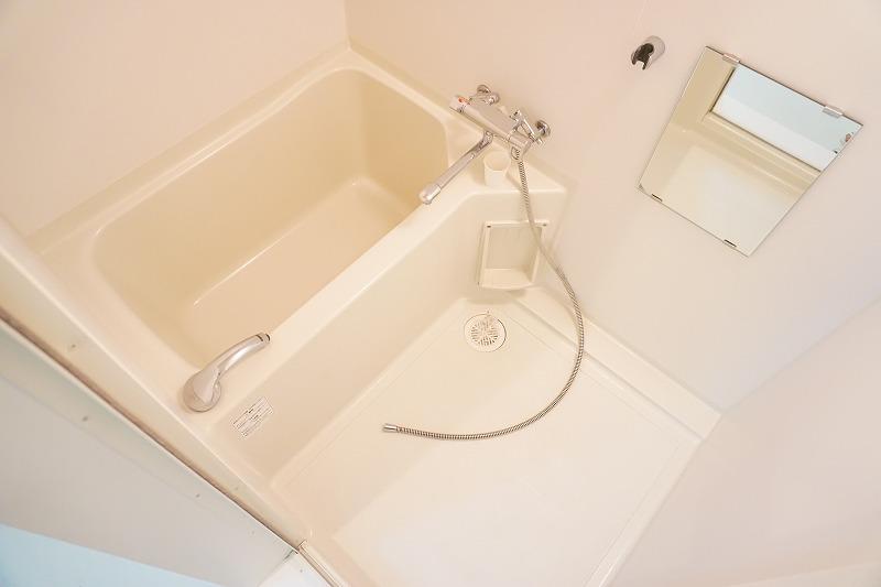 バス・シャワールーム　浴室