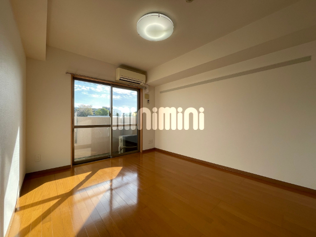 居室・リビング　エアコン