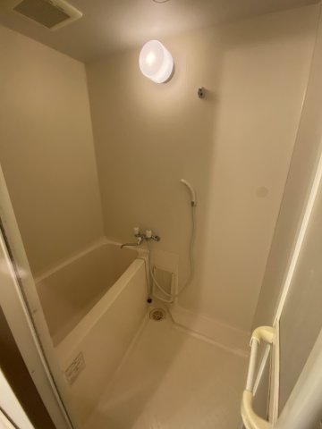 バス・シャワールーム　2021年4月撮影※現況を優先致します。