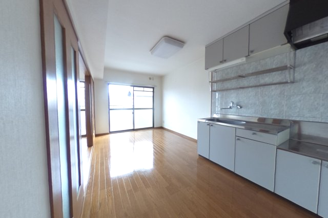 居室・リビング　2021年4月撮影※現況を優先致します。