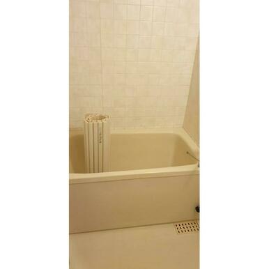 バス・シャワールーム　同物件別部屋参考写真