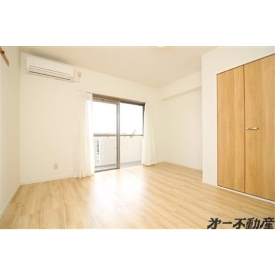 建物外観　洋室