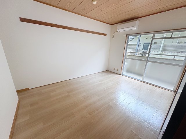 居室・リビング　掲載写真はモデルルームを掲載しております。実際のお部屋と仕様