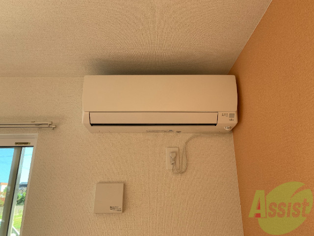 その他設備　ピカピカのエアコンが付いていました。寒暖対策ばっちり。