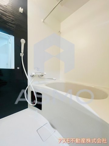 バス・シャワールーム　同マンション参考写真