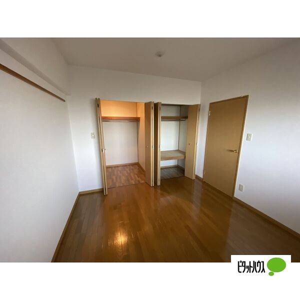 収納　シューズボックス