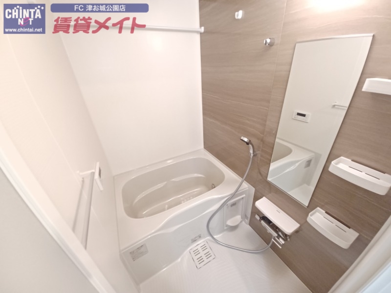 バス・シャワールーム　同型タイプ画像