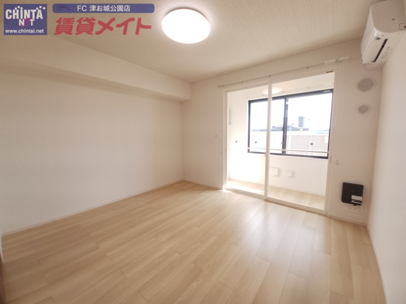 居室・リビング　同型タイプ画像