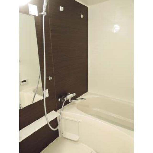 バス・シャワールーム　※写真は同タイプ住戸です。