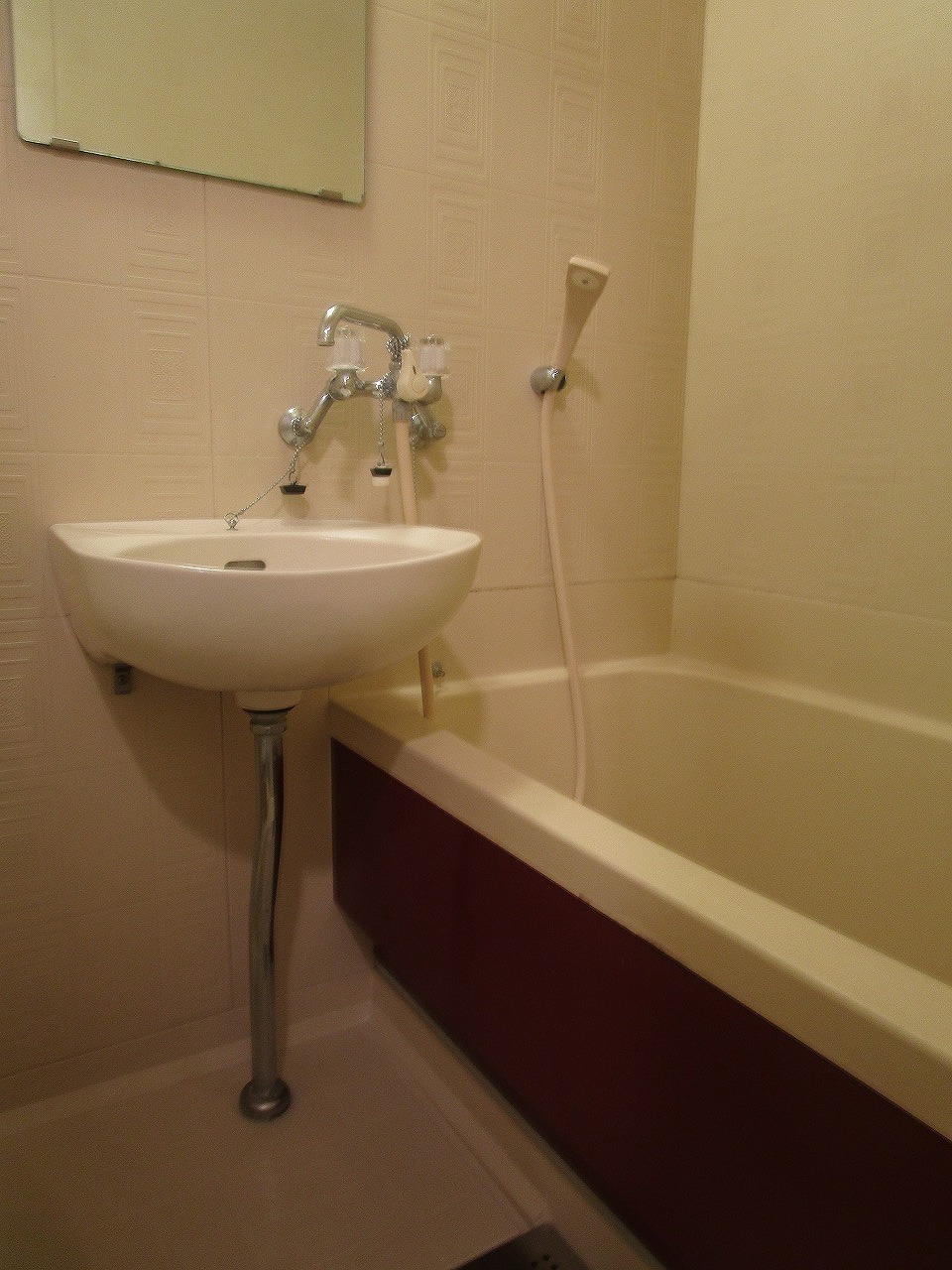 バス・シャワールーム　※別部屋参考写真