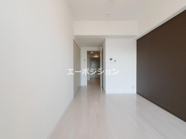 居室・リビング　Luxe難波西III