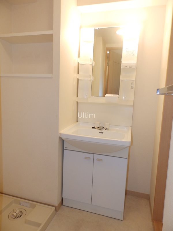 洗面設備　同じタイプのお部屋の写真です。ご参考までに