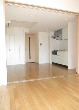 居室・リビング　☆明るい居室☆