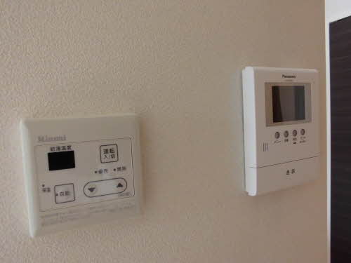 セキュリティ　TVインターホン　給湯リモコン