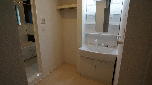 洗面設備　忙しい朝には欠かせない洗面所です