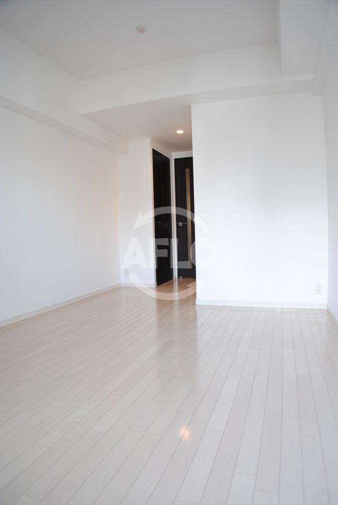 居室・リビング　アーデンタワー西本町　洋室