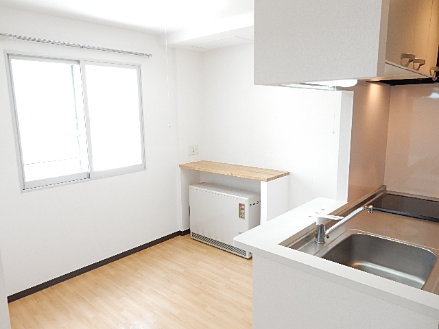 居室・リビング　キレイなリビング♪