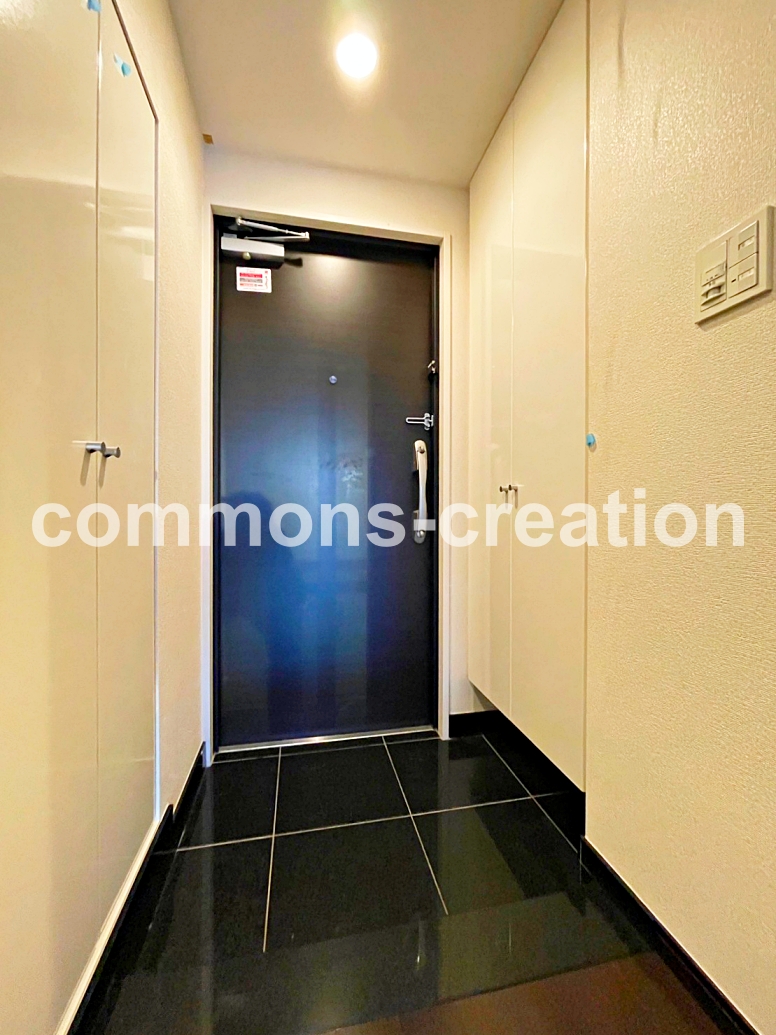 玄関　※別部屋写真