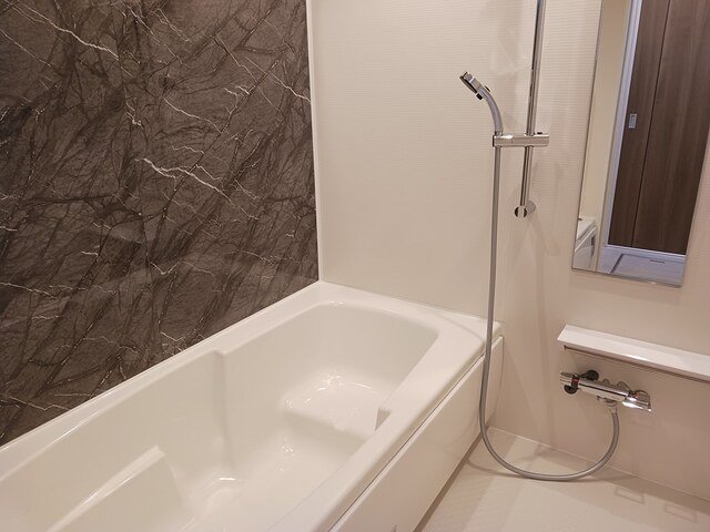 バス・シャワールーム　きれいなお風呂です