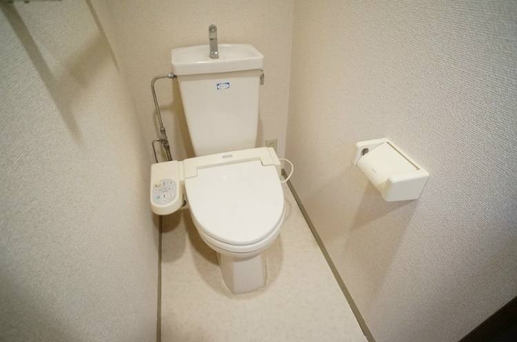 トイレ　別号室