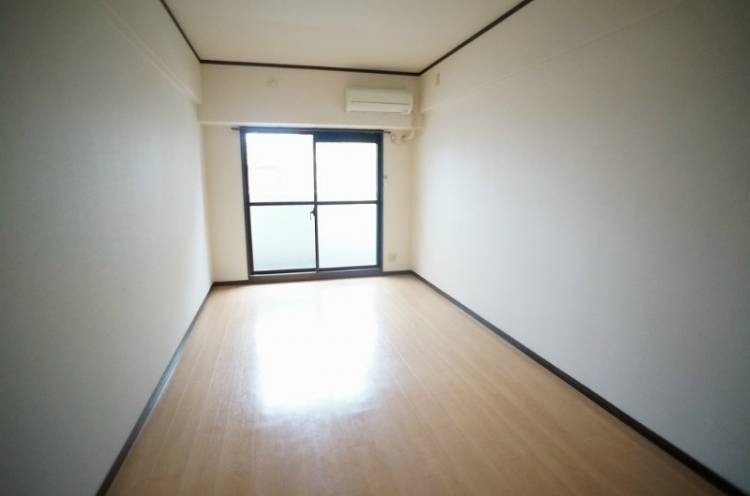 居室・リビング　別号室