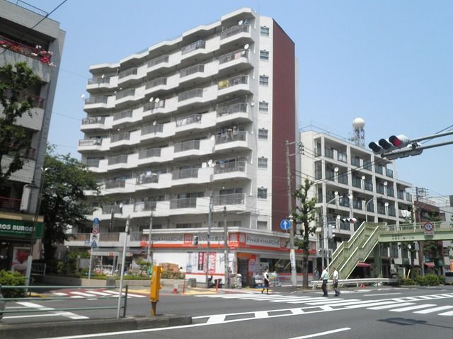 ドラックストア　ファルマルシェ都立大学店（ドラッグストア）まで552m