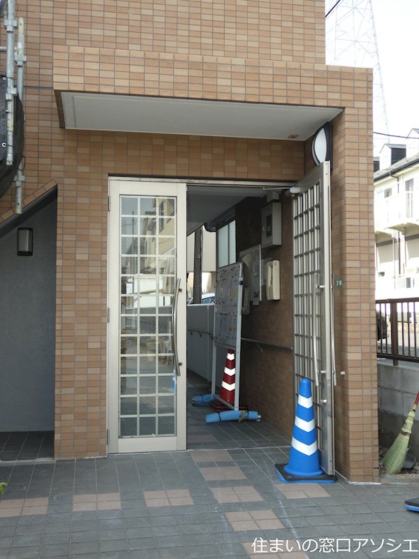 玄関　集合ポスト