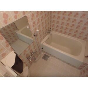 バス・シャワールーム　日々の疲れを癒すお風呂付です