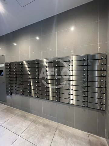 その他　エスリード新大阪ヴェルデ　メールボックス