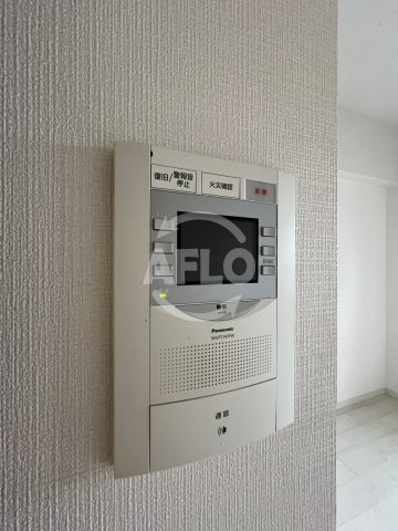 セキュリティ　エスリード新大阪ヴェルデ　モニター付きインターホン