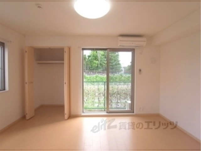 居室・リビング　洋室