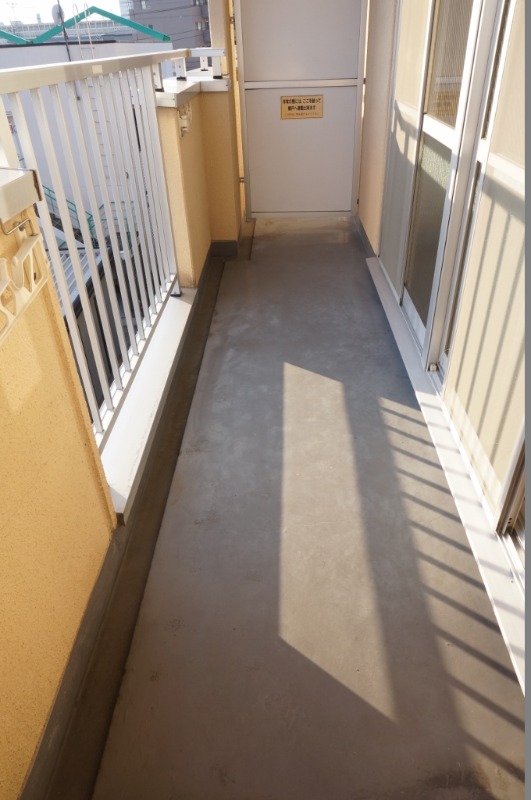 バルコニー　図面と現状に相違がある場合には現状を優先