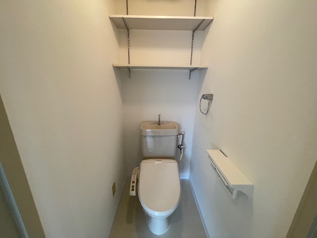 トイレ　※同施工会社のイメージ写真※