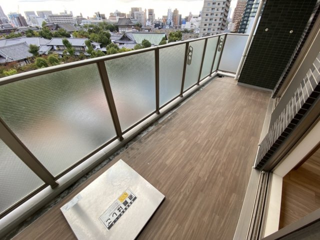 バルコニー　プレサンス四天王寺　バルコニー