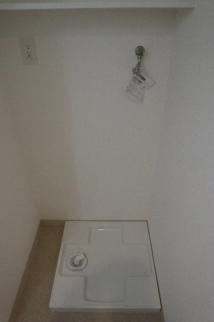 その他設備　室内洗濯機置場です