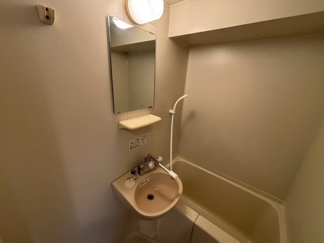 洗面設備　クレール車道I