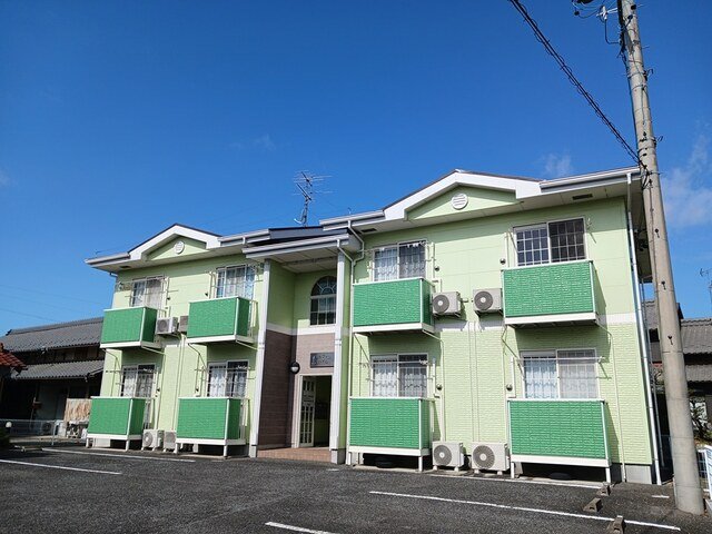 建物外観　落ち着いた雰囲気の外観です