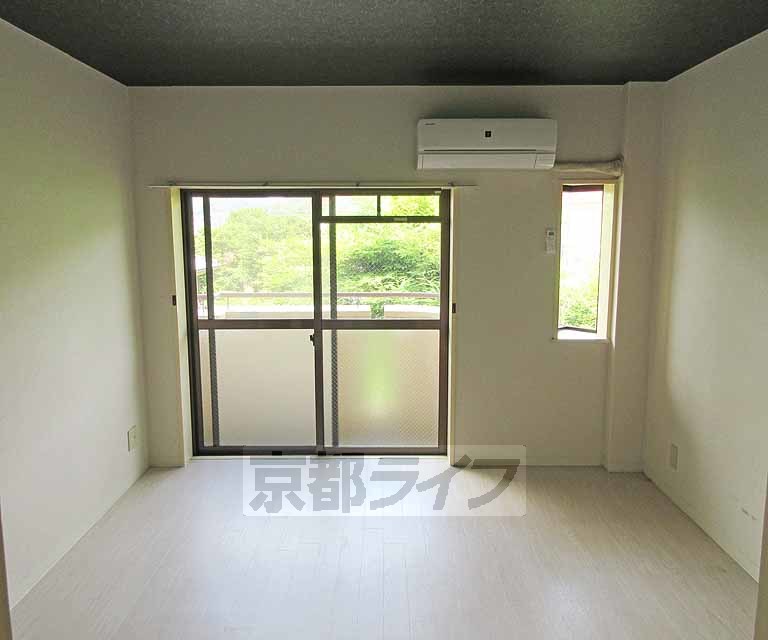 居室・リビング　とってもキレイな室内・