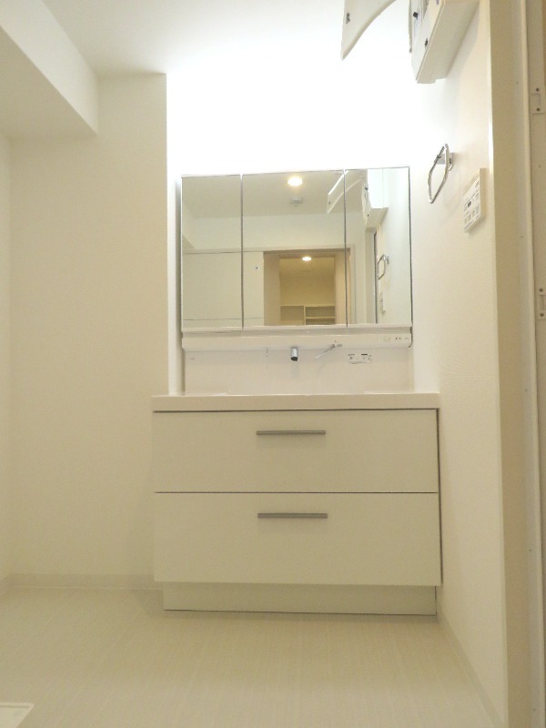 洗面設備　シャンプードレッサー