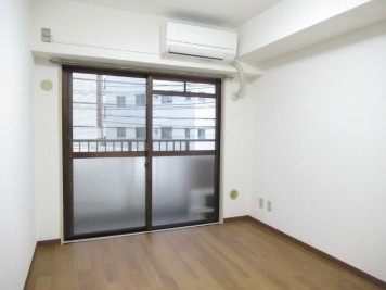 居室・リビング　居室