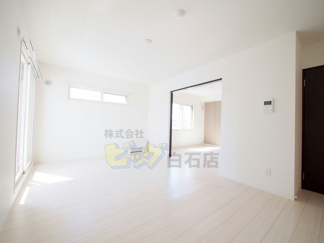 居室・リビング　お洒落なデザイナーズマンションです♪