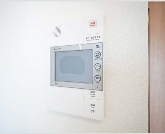 セキュリティ　同シリーズの内装写真となります