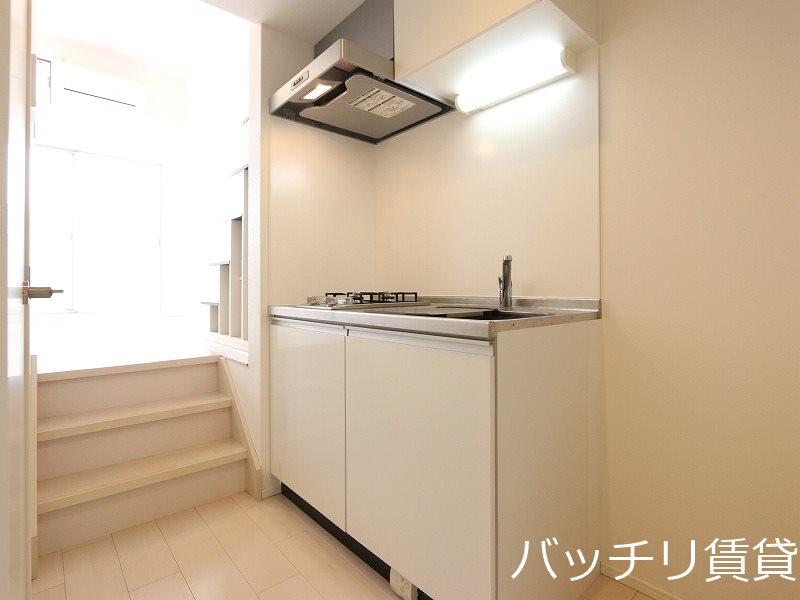 キッチン　同型タイプの為、現状を優先致します。