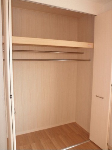 収納　お洋服が多い方でも安心の収納力