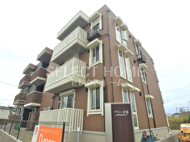 バルコニー　外からの目が気にならないバルコニーで洗濯物が干せます