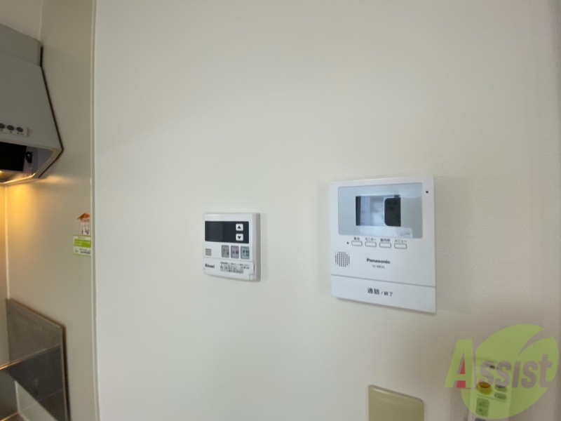 その他設備　モニター付きインターホンは来客時に顔を確認できて安心ですね～