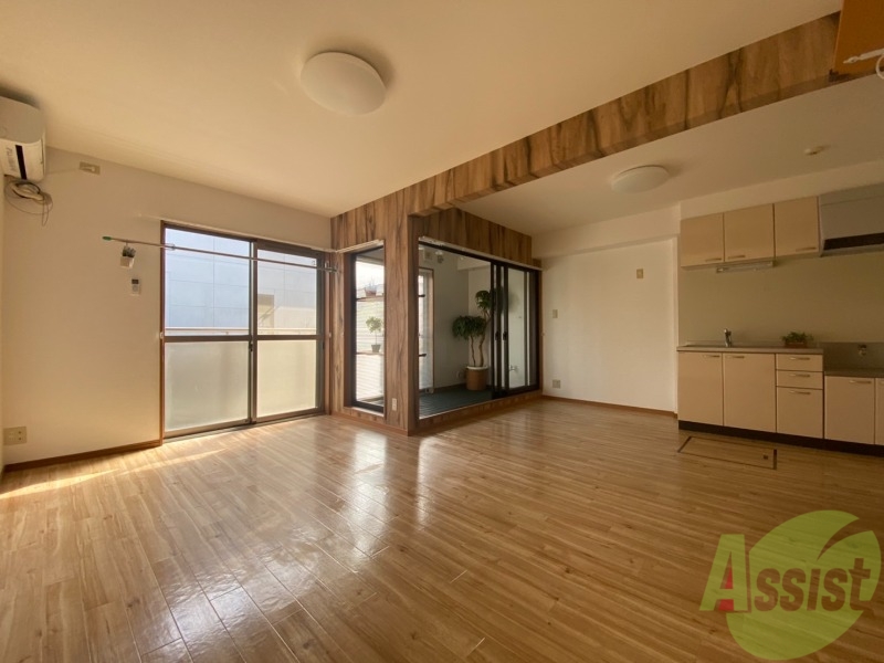 居室・リビング　１４帖のリビングです。広々としていますね。