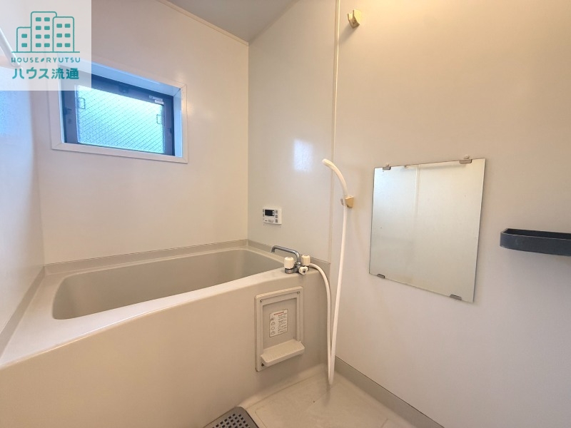 バス・シャワールーム　※別号室のお写真です。