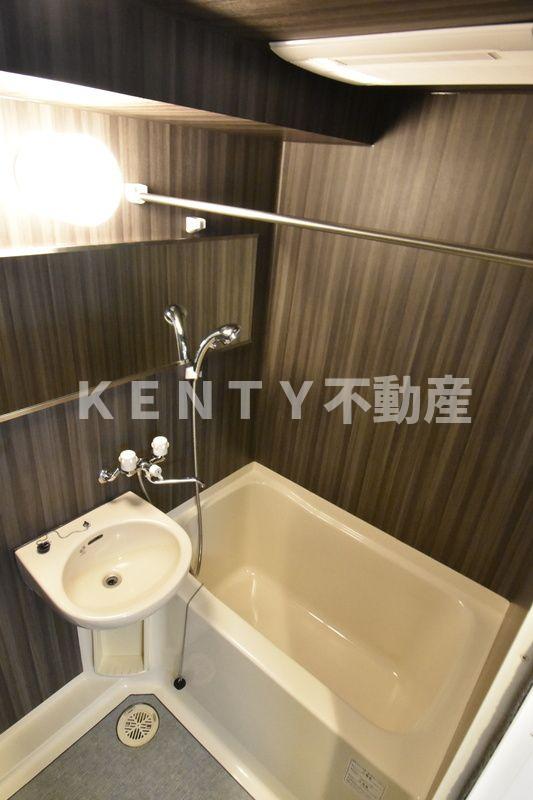 バス・シャワールーム　お風呂で日々の疲れを落としましょう